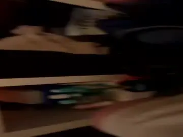 Chaturbate Free Porn Cam of bigswollenhead4u