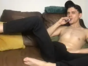 Chaturbate Nude Webcam of camdoattitude