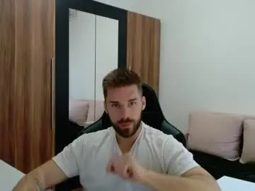 Chaturbate Sex Cam of darius_94