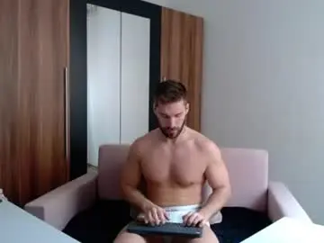 Chaturbate Sex Cam of darius_94