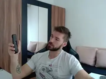 Chaturbate Best live sex cam show of darius_94