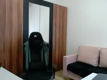 Chaturbate Sex Cam of darius_94