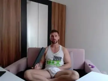 Chaturbate Adult Webcams of darius_94