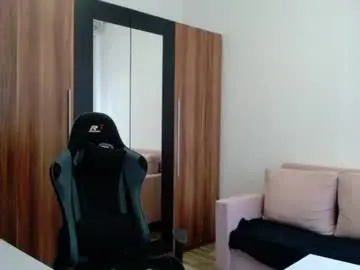 Chaturbate Live Sex Cam of darius_94