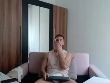 Chaturbate Live Sex of darius_94