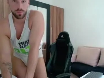 Chaturbate Best live sex cam show of darius_94