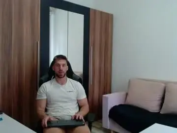 Chaturbate Free Live Porn of darius_94
