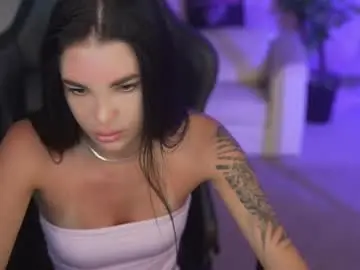 Chaturbate Nude Webcam of kira0541