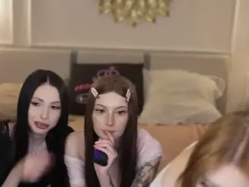 Chaturbate Watch Live Sex Cams of kira0541