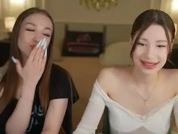 Chaturbate Live Sex Cam of kira0541