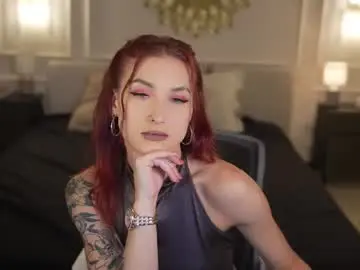 Chaturbate Nude Webcam of kira0541