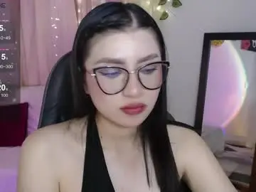 Chaturbate Nude Webcam of mily_thomson_b