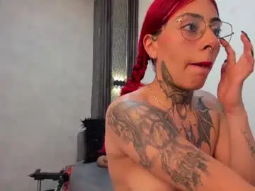Chaturbate Live Sex Cam of _selene_red