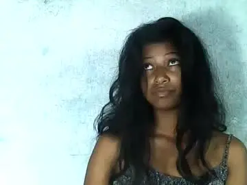 Chaturbate Live Sex Cam of elynah195043