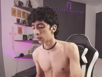 Chaturbate Watch Live Sex Cams of vittorio_cerati