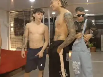 Chaturbate Sex Chat of boysgang_sex