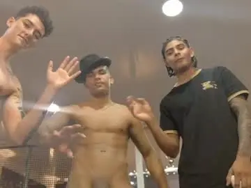 Chaturbate Free Porn Cam of boysgang_sex