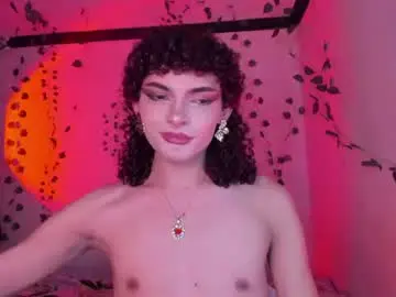 Chaturbate Live Sex Cam of lucianromeo17