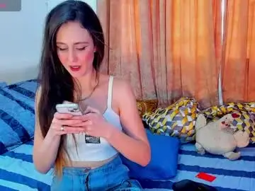 Chaturbate Free Live Porn of madelainnfox2