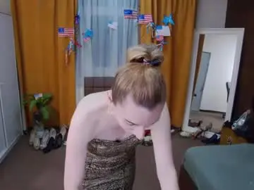 Chaturbate Adult Video Chat of evelynreagan