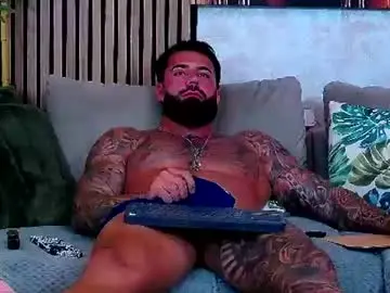 Chaturbate Live Sex Cam of masterkingofmuscle