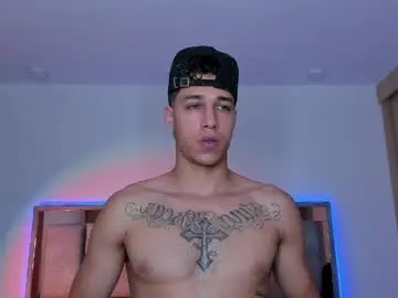 Chaturbate Sex Cam of orionblaze69_