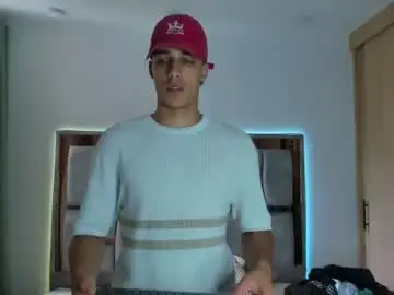 Chaturbate Live Sex of orionblaze69_