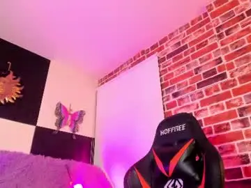 Chaturbate Watch Live Sex Cams of aleja_hill