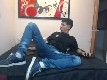 Chaturbate Best Webcam of andrescoll25