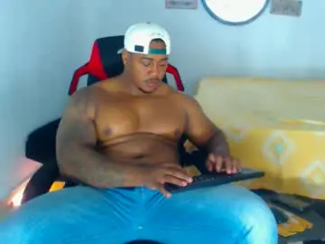 Chaturbate Free Live Porn of kerlinn2711