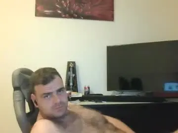 Chaturbate Live Sex Cam of markoluggin