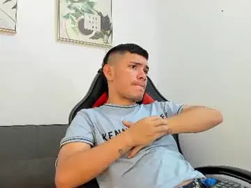 Chaturbate Nude Webcam of danterivas__