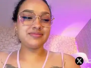 Chaturbate Adult Video Chat of emily_foxyy