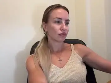 Chaturbate Sex Chat of nyxelia_
