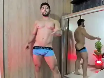 Chaturbate Adult Video Chat of thiago_moretti