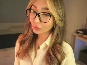 Chaturbate Watch Live Sex Cams of kira_404