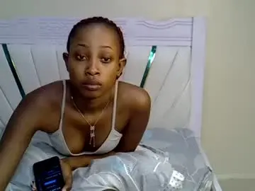 Chaturbate Nude Webcam of petitenoirr