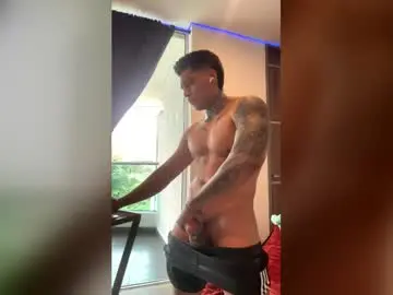 Chaturbate Best live sex cam show of dominiofit