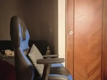 Chaturbate Live Sex Cam of luciusvalmont