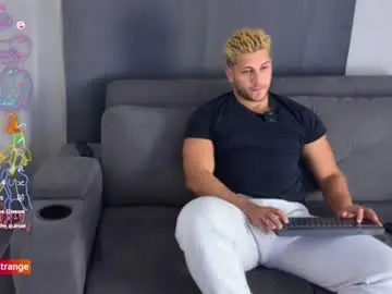 Chaturbate Adult Webcam of apolo_strange