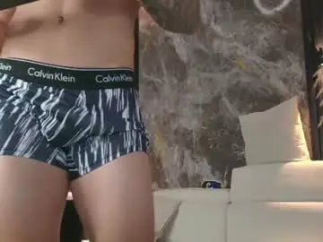 Chaturbate Live Porn of camiloalvarezzz3