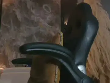 Chaturbate Free Porn Cam of camiloalvarezzz3