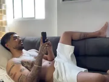 Chaturbate Sex Cam of myke_esthetic
