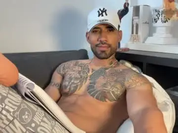 Chaturbate Watch Live Sex Cams of myke_esthetic