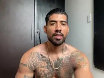 Chaturbate Free Porn Cam of myke_esthetic