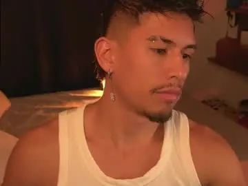 Chaturbate Live Sex Cam of aaronfox_