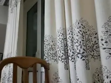 Chaturbate Live Sex Cam of daisyzebley