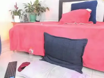 Chaturbate Sex Cam of melaniie_roussel