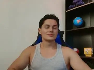 Chaturbate Best live sex cam show of julian_wallace1
