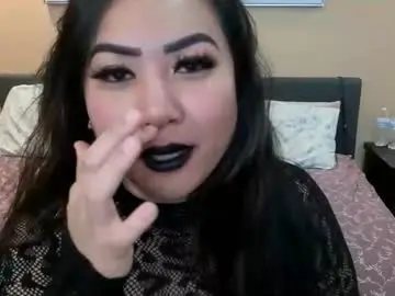 Chaturbate Live Sex Cam of luckylee1992